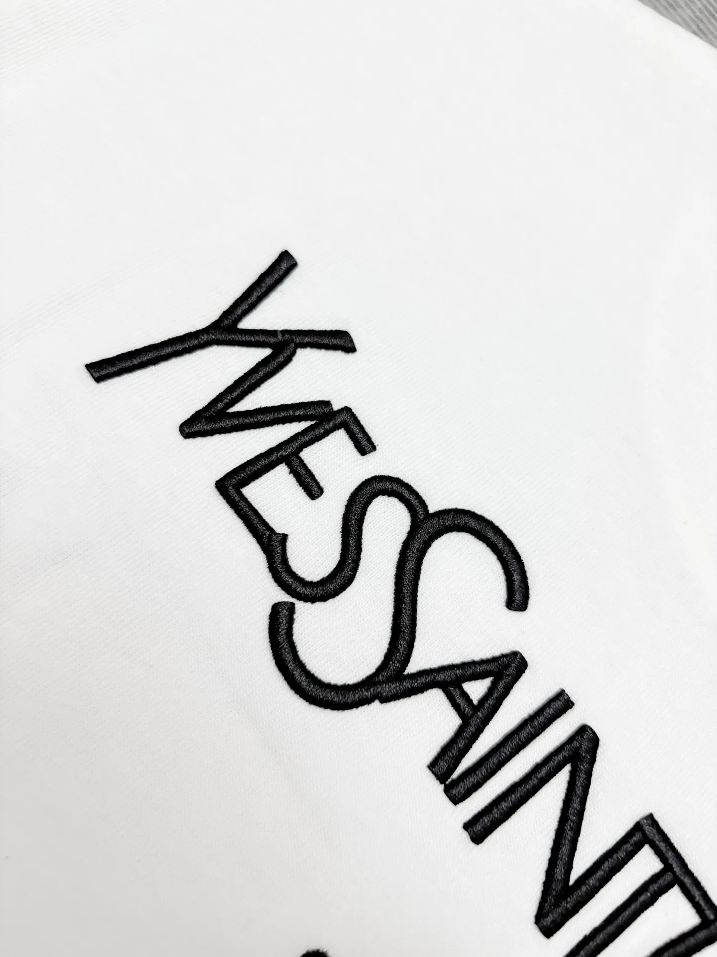 P135💰 YSL T 【YSL ， 】 New Arrival ， Premium Versatile ， Same Style YSL ， T ， ， ， logo logo ！ ， ， ， ， ， ， ， ！！ 300 ， ， 。 ， 。 ， ， ！！ Sizes：S、M、L、XL、XXL